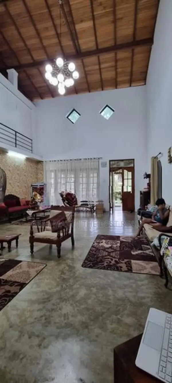Maharagama : 4 AC BR (27 P) Luxury Villa for Sale at Neelammahara