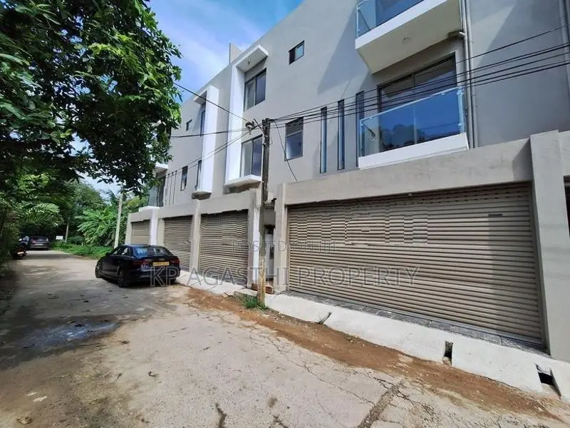 Brand New 3st Super Luxury House for Sale in Dehiwala