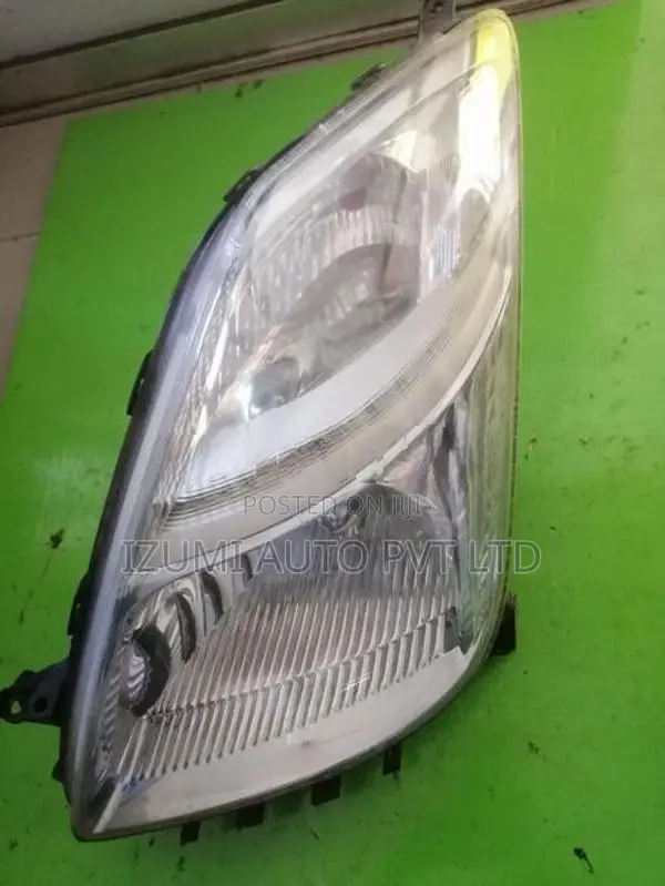 Toyota Prius 20 Xenon Left Side Head light