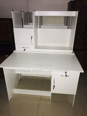 MODERN MELAMINE 4*3FT WHITE OFFICE TABLE