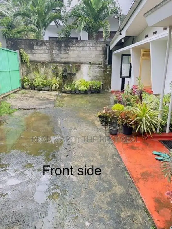 Dehiwala : 15P Land for sale with House at Athtidiya