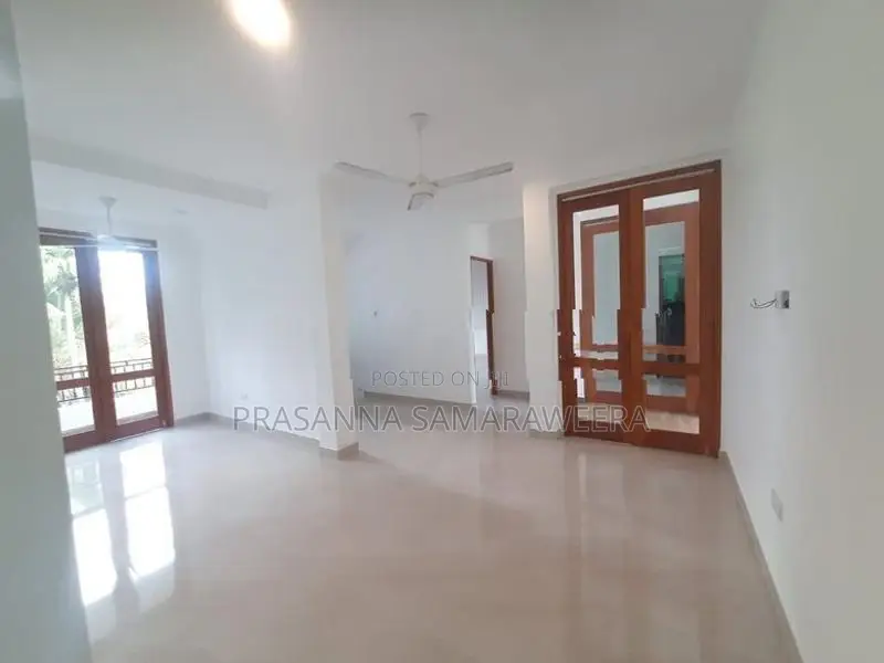 new super house in piliyandala colombo road near by