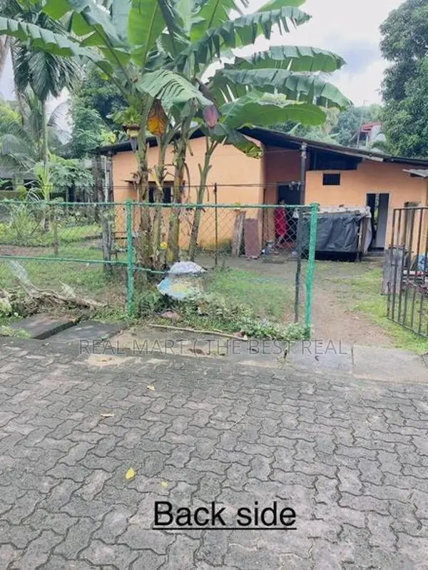 Dehiwala : 15P Land for sale with House at Athtidiya