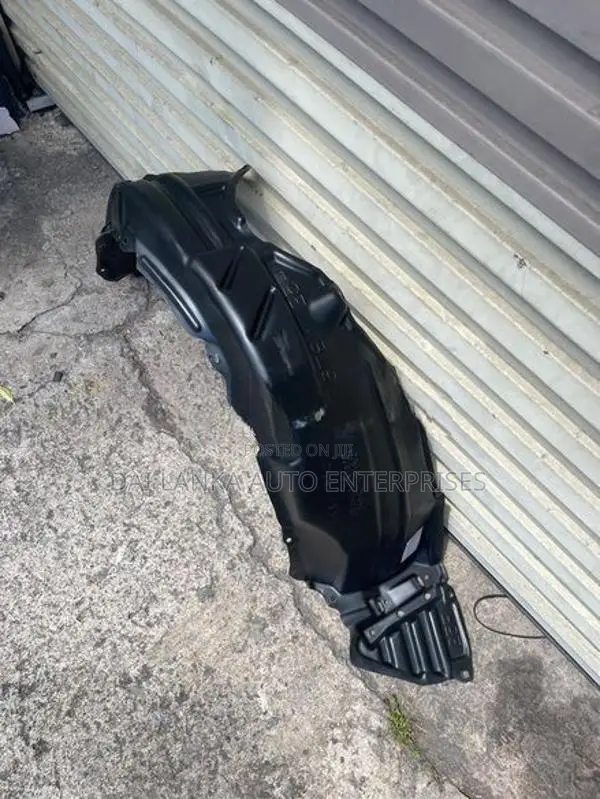 Toyota Vitz KSP130 Fender Inner Guard