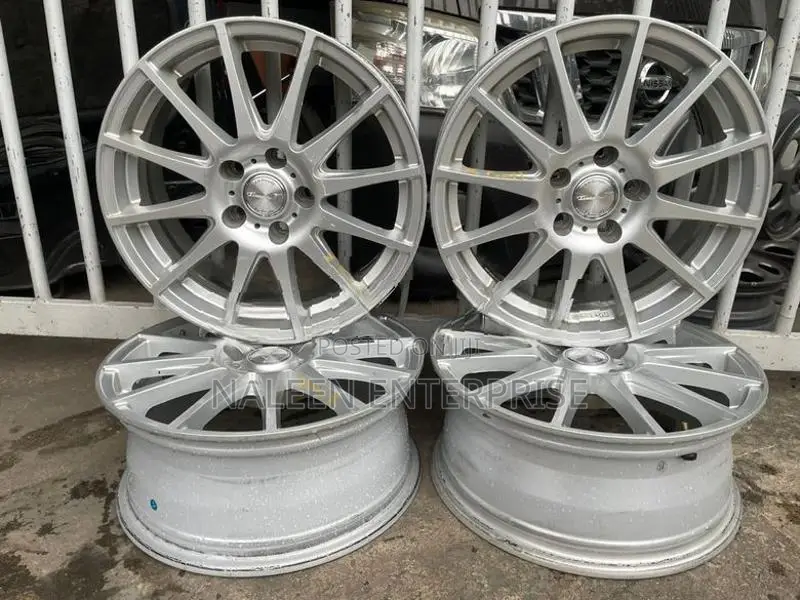 Nissan X Trail T30 Alloy Wheel Set ( 17 Inch )