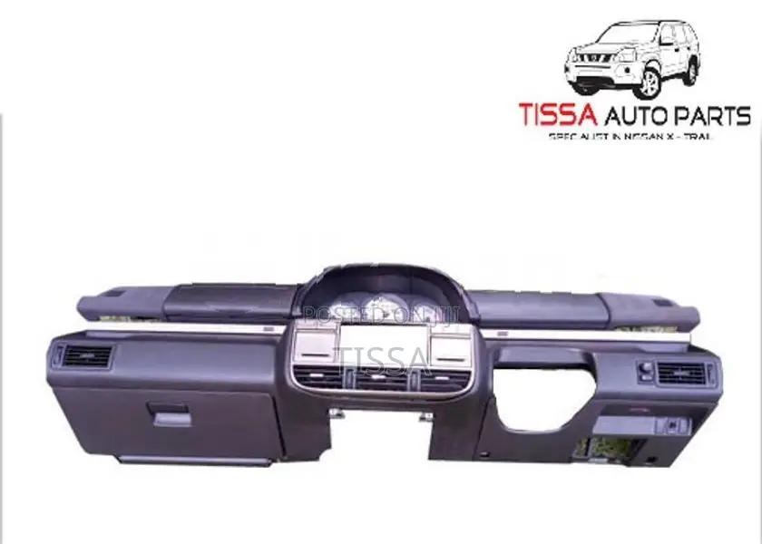 Nissan X-Trail T30 Dashboard