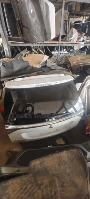 Outlander Gg2 W Dickey Door