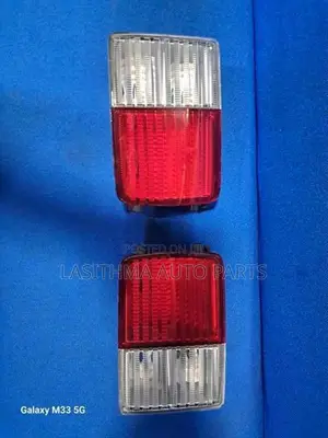 Suzuki Every DA 17 Tail Lamp