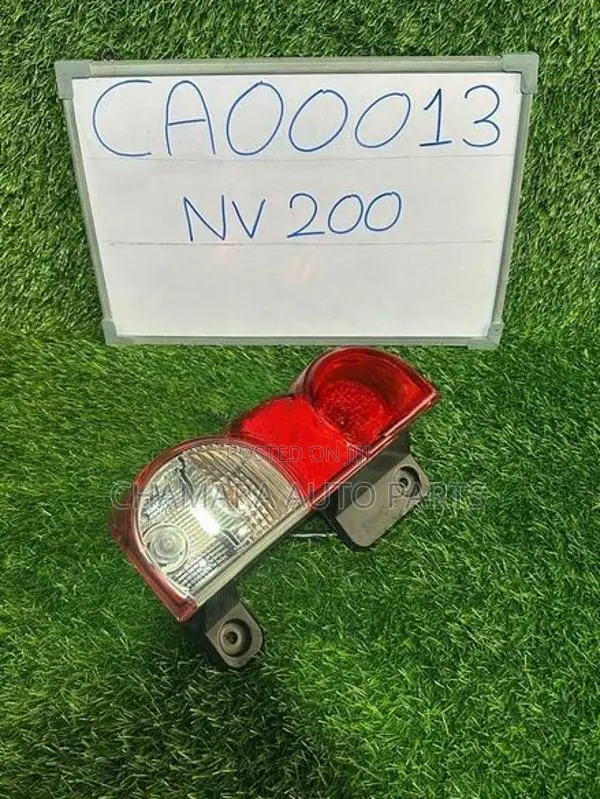 Nissan Vanatte (NV200) Tail Lamp