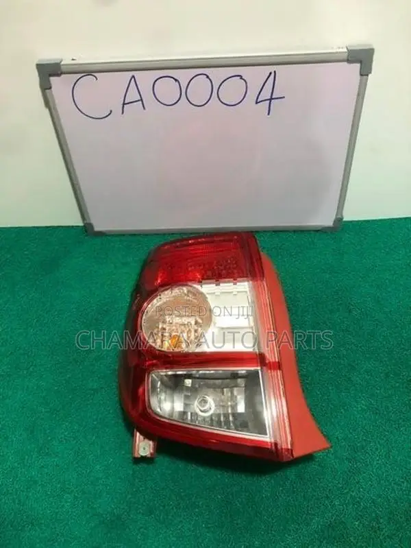 Toyota IST-110 Tail Lamp