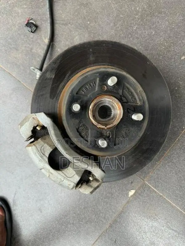 Suzuki Swift Rs Turbo (ZC13S) Front Wheel Hub Set