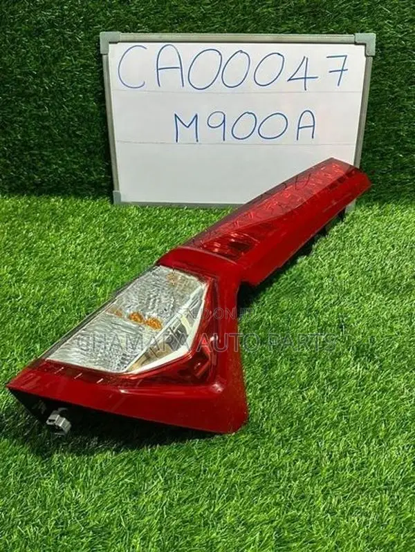 Toyota Roomy (M900A) Tail Light