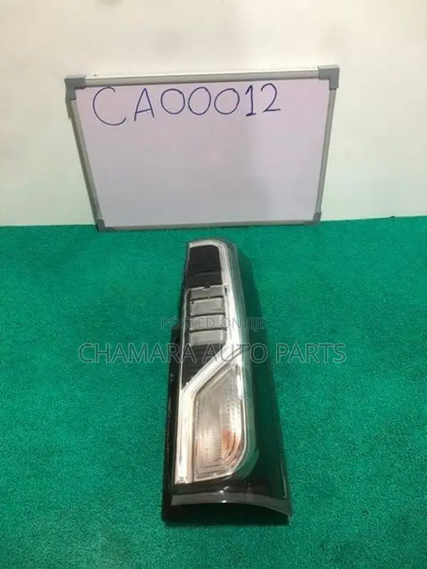 Suzuki Spacia Custom (2018- MK53) Tail Lamp