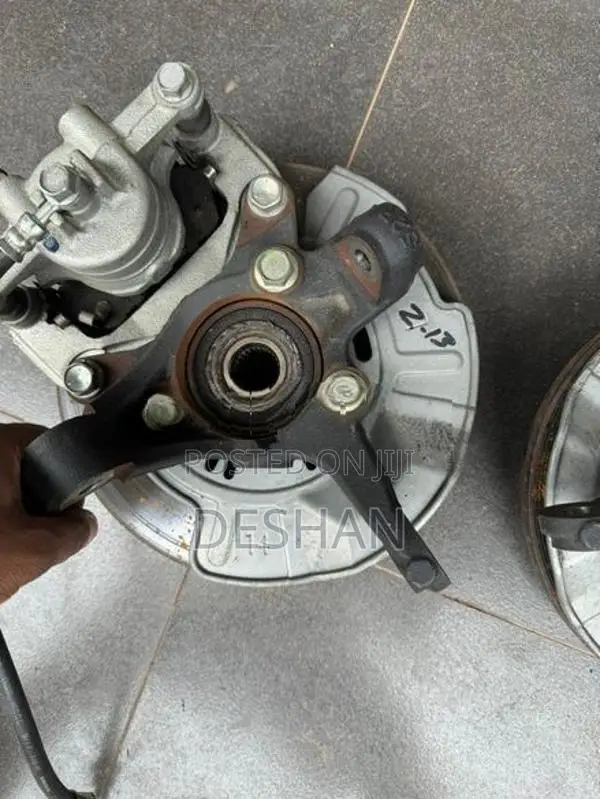 Suzuki Swift Rs Turbo (ZC13S) Front Wheel Hub Set