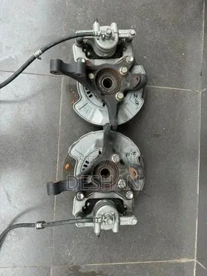 Suzuki Swift Rs Turbo (ZC13S) Front Wheel Hub Set