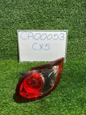 Mazda CX-5 (2015) Tail Light