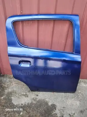 Suzuki Alto 2015 Side Door Panel