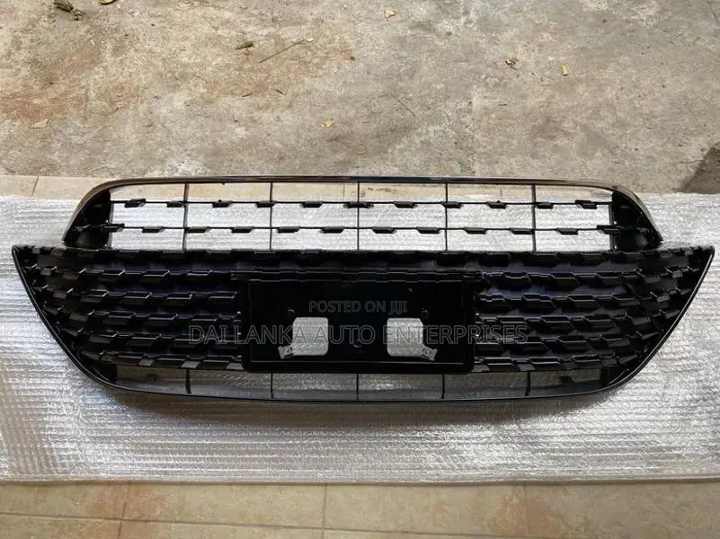 Toyota Axio 165 WXB Lower Grille