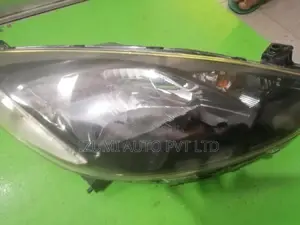 Mazda Demio 2008 R Side Auto Focus Head light