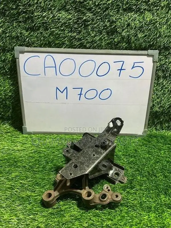 Toyota Passo (M700A/2017) Gear Box Mount