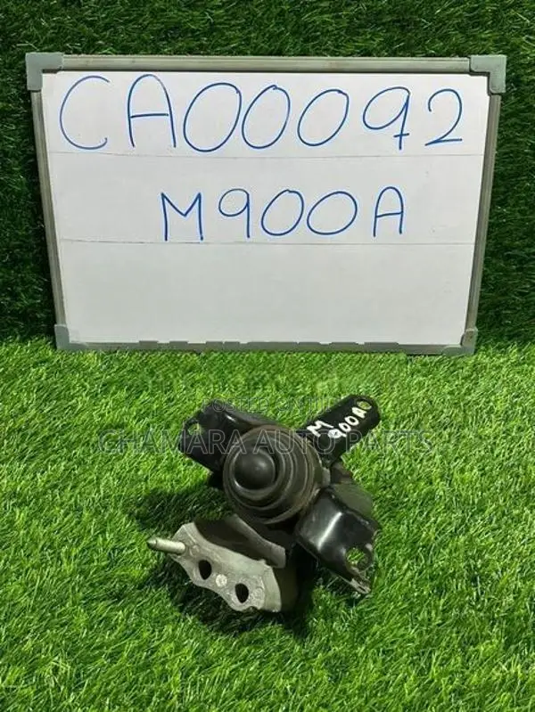 Toyota Roomy (M900A) Engine Mount