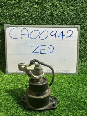 Honda Insight (ZE2) Engine Mount