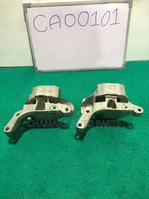 Nissan Note (HE12) Engine Mount