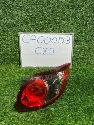 Mazda CX-5 (2015) Tail Light