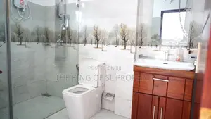 Luxury House for sale in Kandana