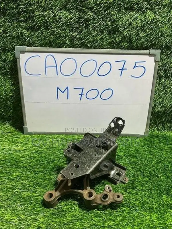 Toyota Passo (M700A/2017) Gear Box Mount