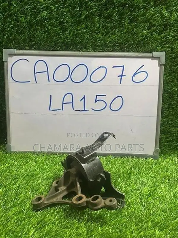 Daihatsu Mira (LA150) Gear Box Mount