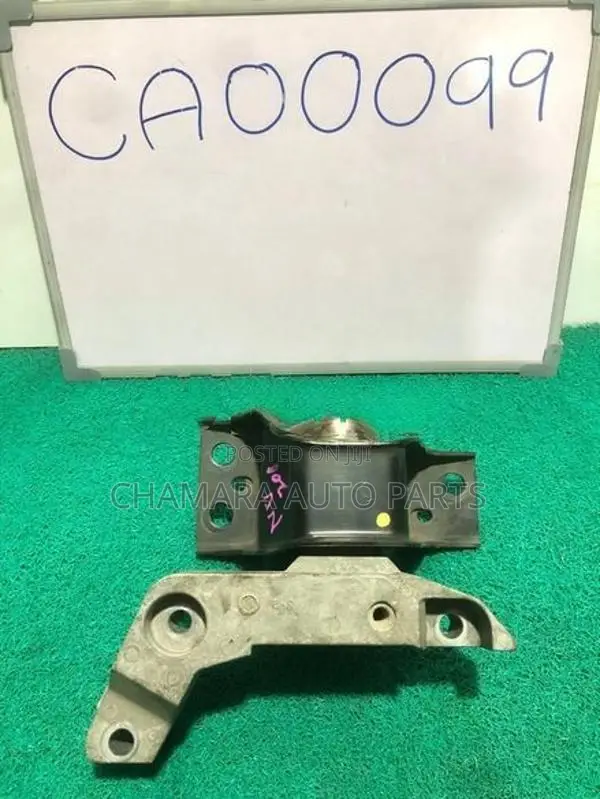 Nissan Vanette Engine Mount
