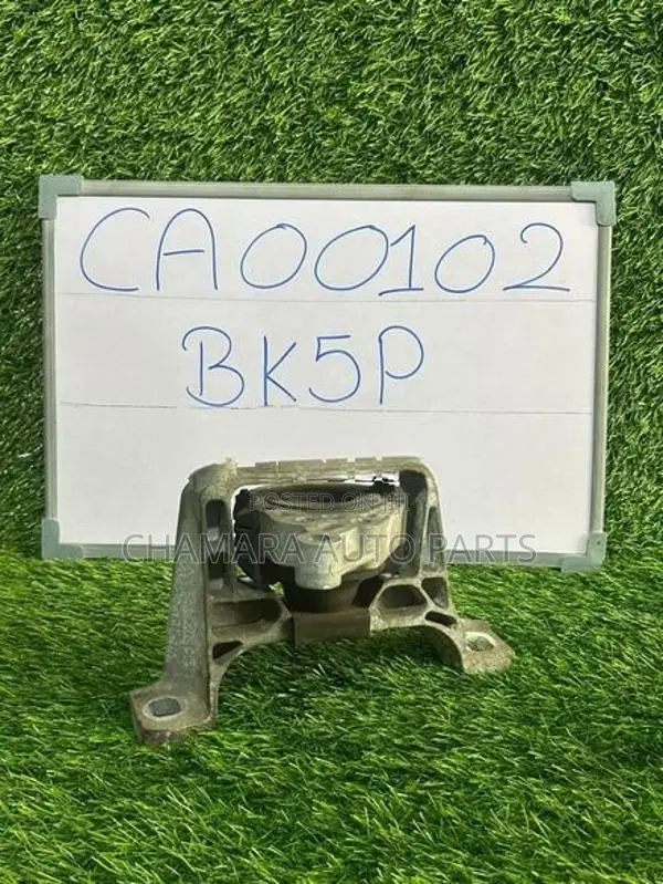 Mazda Axela (BK5P) Engine Mount