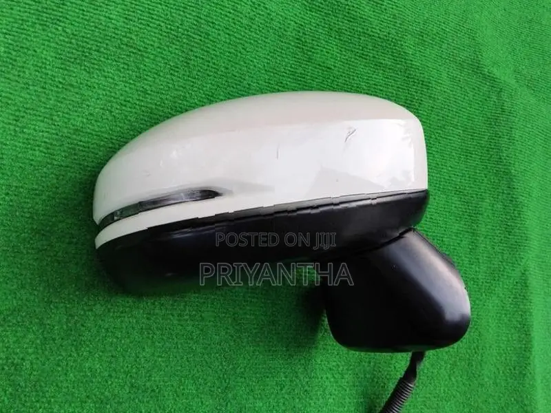 Honda Fit Gp5 Right Side Mirror