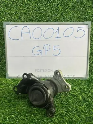 Honda Fit (GP5) Engine Mount