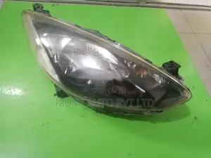 Mazda Demio 2008 R Side Auto Focus Head light
