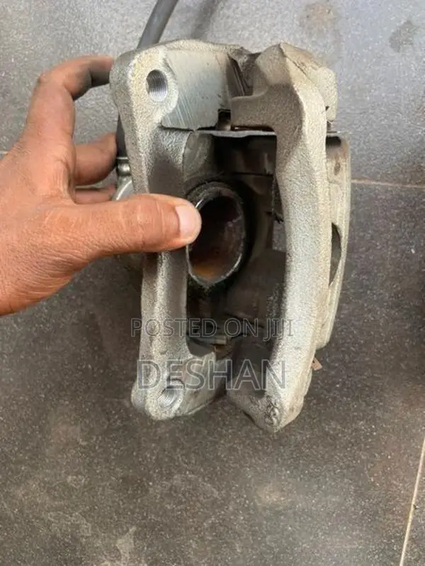 Suzuki Swift Rs Turbo (ZC13S) Front Brake Caliper Set