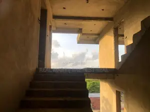 Weligama : 9,000Sf Under Construction Building for Sale in Abimanagama