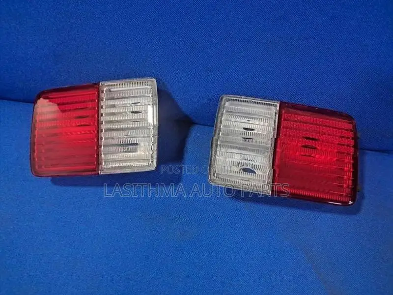 Suzuki every DA 17 Tail Lamp