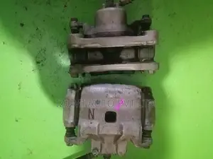 Nissan Leaf 2017 front Caliper Set
