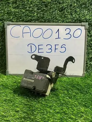 Mazda Demio (DE3FS) ABS Unit