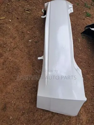 Toyota Pirus W30 Rare Bumper