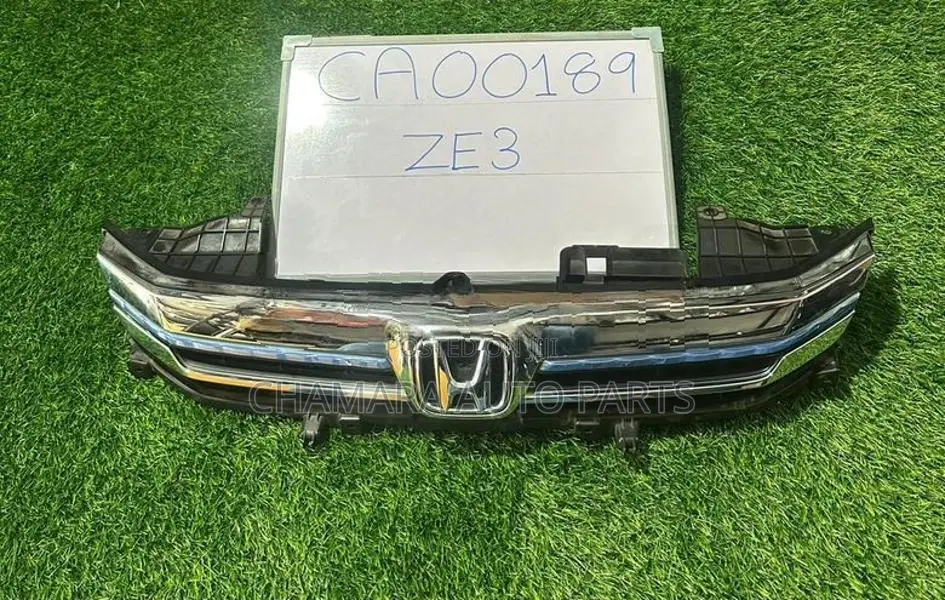 Honda Insight (ZE3) Front Shell