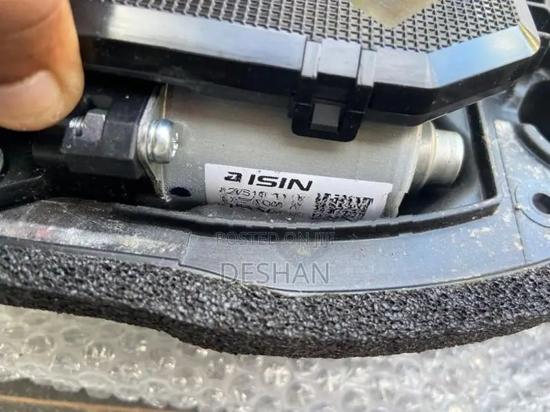 Noah Voxy Side Door Control Motor