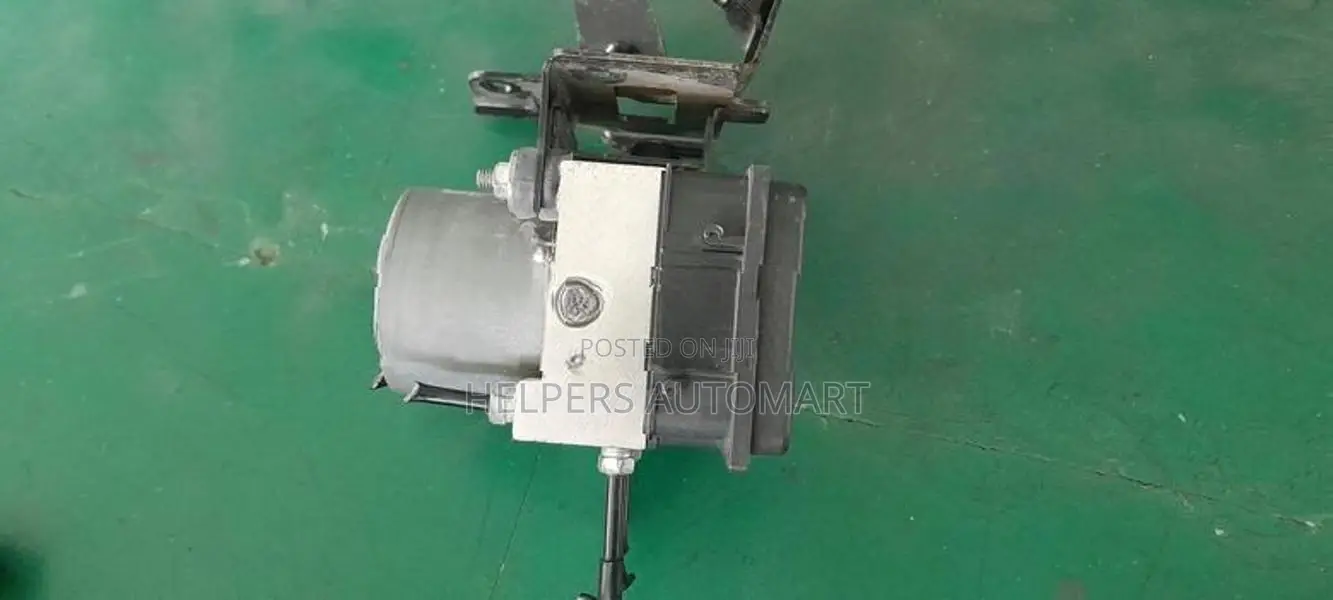 Nissan Teana J32 ABS Pump
