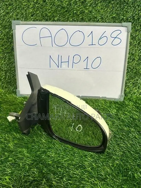 Toyota Aqua (NHP10) Side Mirror