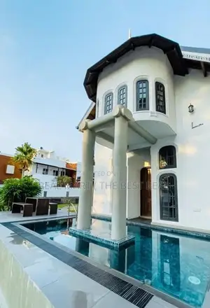 Negombo: 5BR (30P) Luxury British colonial Tourist villa Hotel for Sal