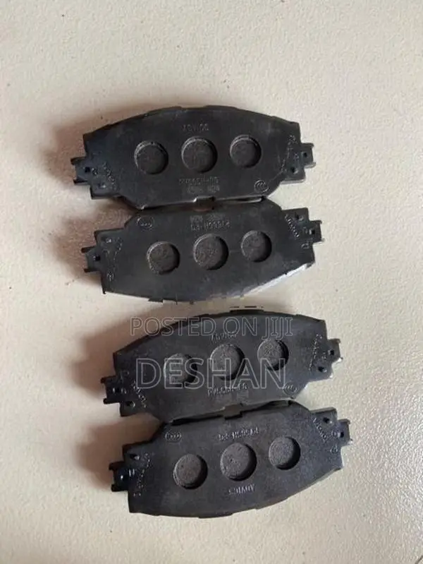 Toyota Voxy Esquire Brake Pads