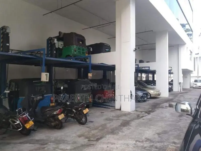 Building for Rent in Rajagiriya