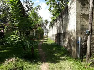 Matara : 120P Perches Commercial Land for Sale in Talpe